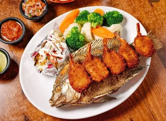 Mojarra Y Camarones Al Gusto