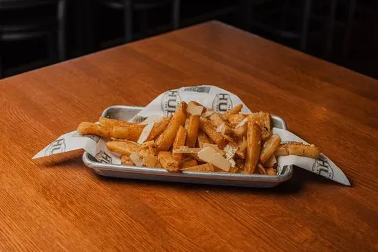 Basket Garlic Parm House Fries