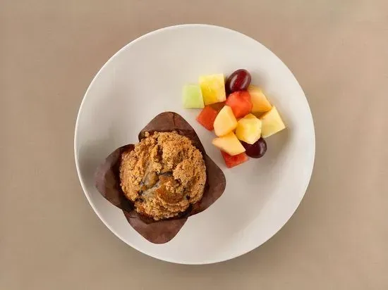 Kids Muffin & Fruit Salade