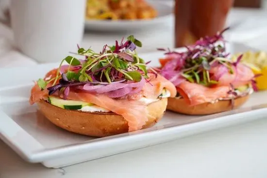 Bagel  & Lox