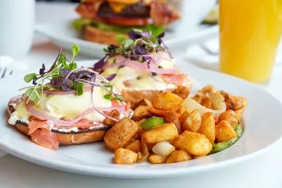 Bagel Lox Benedict