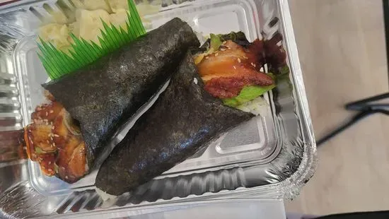 Eel Avo Maki