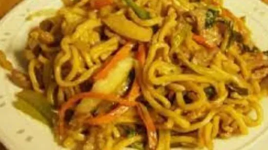 33. Chicken Lo Mein