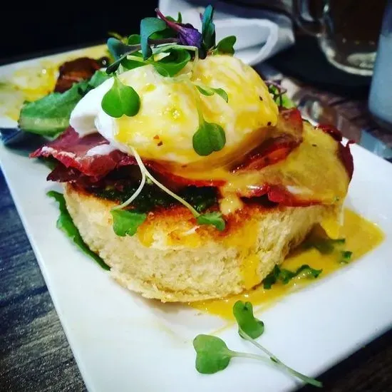 Basturma Benedict