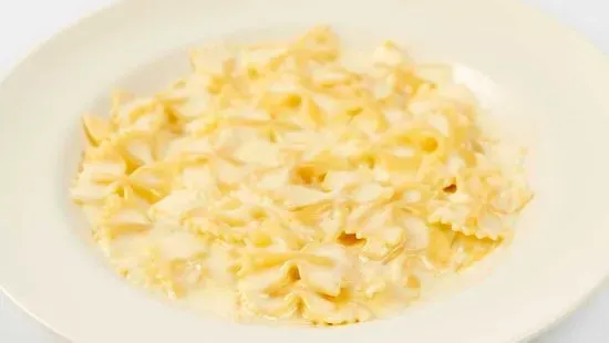 Kids' Pasta With Alfredo Sauce