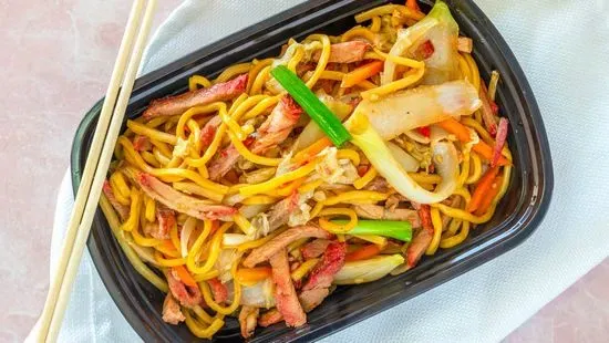 C9. Pork Lo Mein