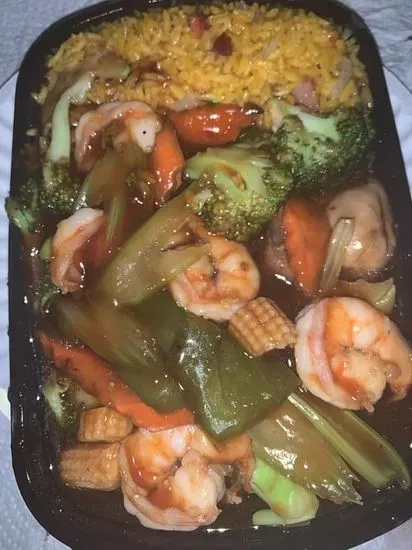 C14. Shrimp with Mixed Vegetables