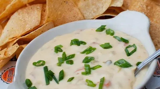 Bad Daddy's Amber Ale Queso & Chips