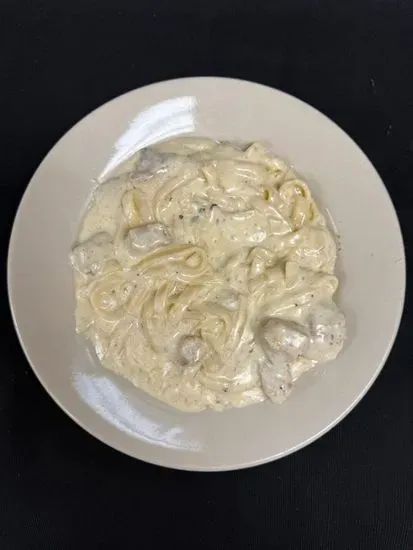 Fettuccine Alfredo