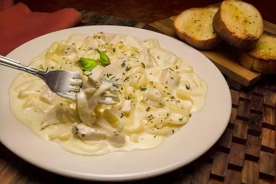 Fettuccine Alfredo