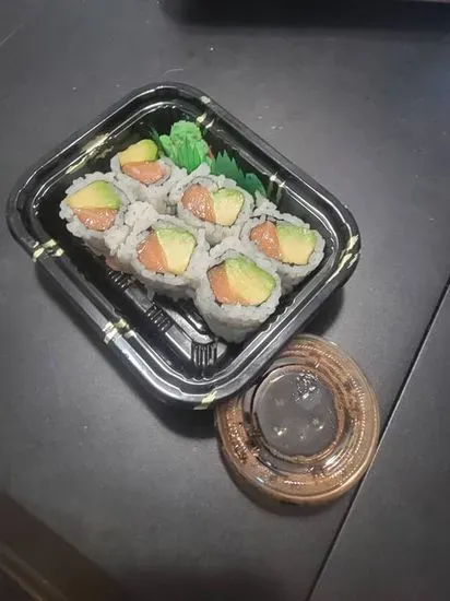 R10. Salmon Avocado