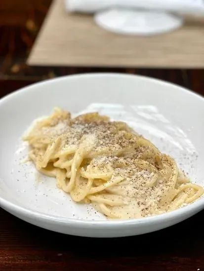 Bucatini Cacio e Pepe