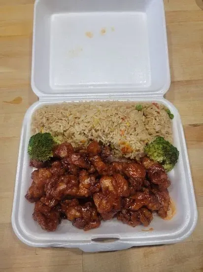 C2. Combo General Tso's Chicken