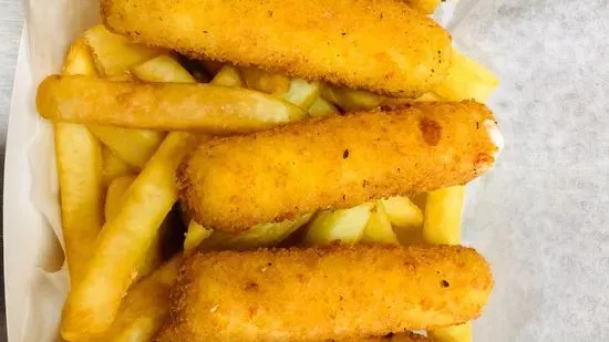 9 pcs cheese sticks w/fries