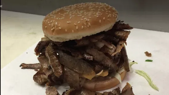 Steak Burger (1/2 lb) w/fries 