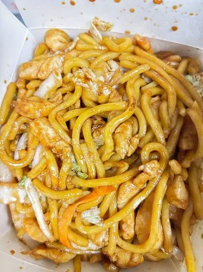 49. Chicken Lo Mein (Small) / 鸡捞面（小)