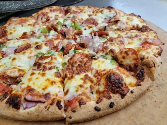 12" Medium Deluxe Pizza