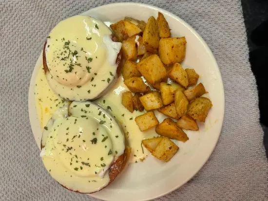 Portuguese eggs benedict