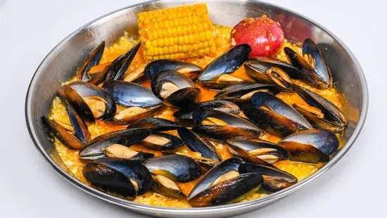 1/2 Black Mussel