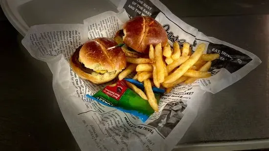 2 Sliders with American Cheese