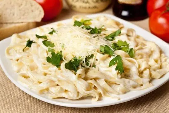 Pasta Alfredo (Regular)