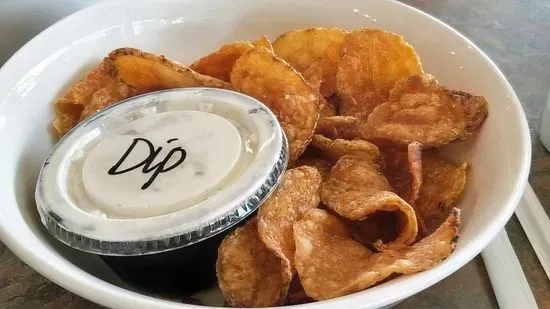 House Chips & Dip