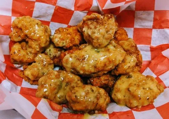 BONELESS WINGS