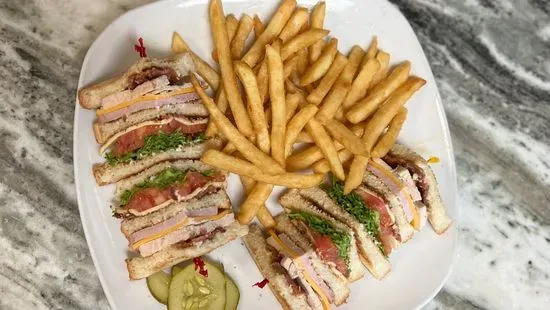 Club Sandwich Deluxe