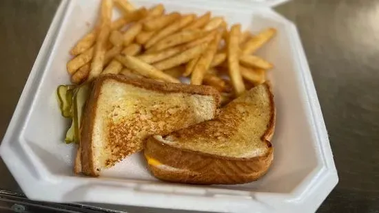 Grilled Cheese Sandwich Deluxe