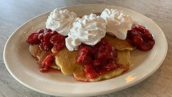 STRAWBERRY PANCAKES