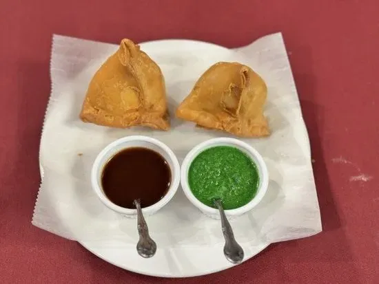 VEGETABLE SAMOSA