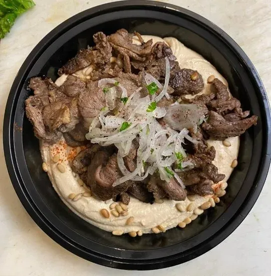 Hummus with lamb shawarma