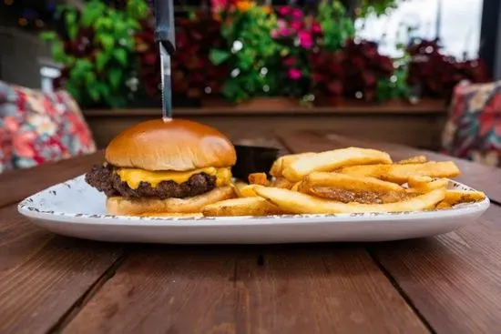 Classic Cheese Burger