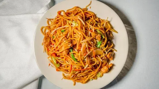 Chicken Lo Mein