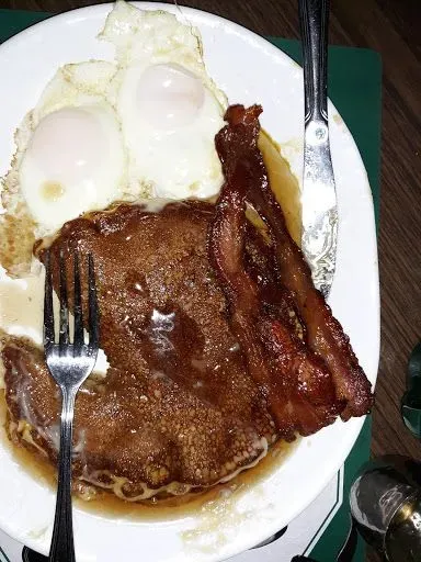 Dehn's Sirloin & Eggs