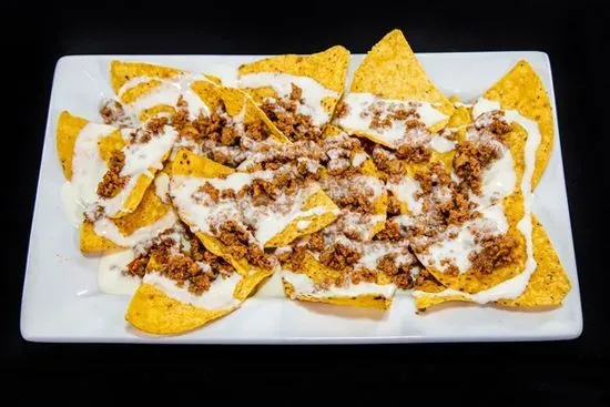 KIDS BEEF NACHOS