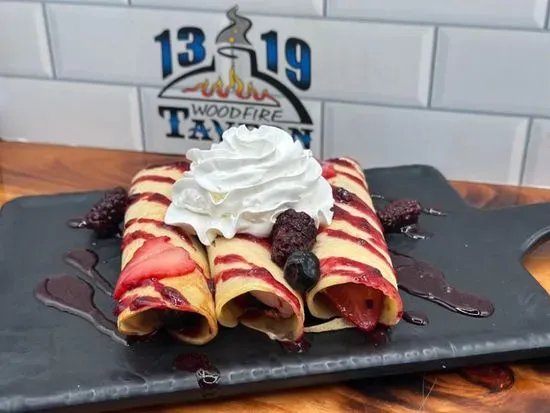 Crepes & Berries