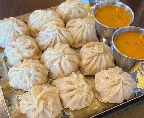 Bison Momo (12 pcs)