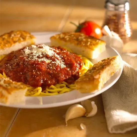 SPAGHETTI & GARLIC TOAST