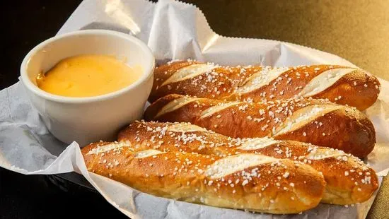 Pretzels w/ Beer Cheese