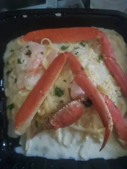 SEAFOOD ALFREDO