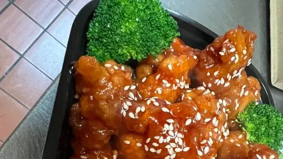 S8. Sesame Chicken