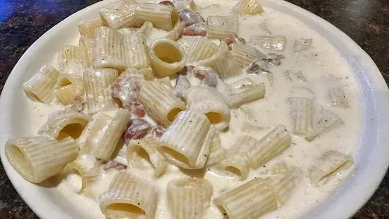 Rigatoni Carbonara