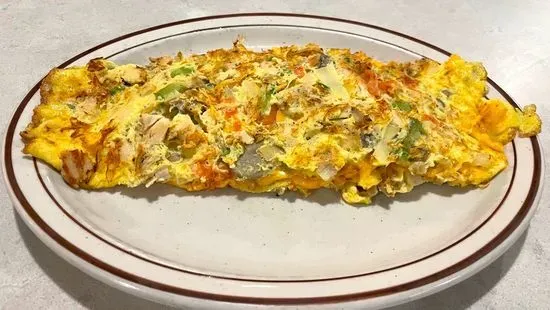 Chicken Supreme Omelet with 3 Small Pancakes