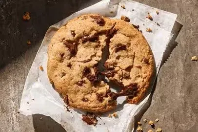 Chocolate Chipper Cookie