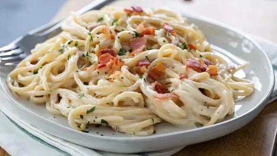 SHRIMP and CHICKEN CARBO-CREMA