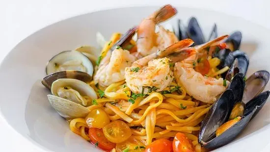 SEAFOOD PASTA