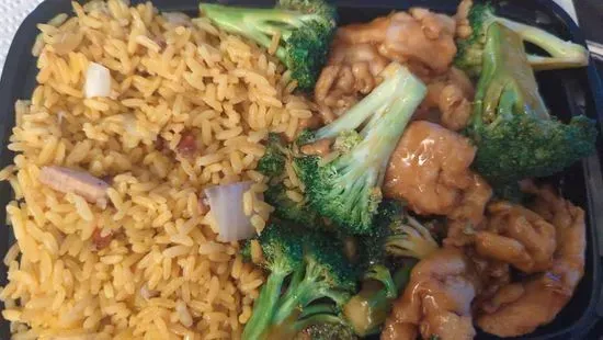 C8. Chicken with Broccoli