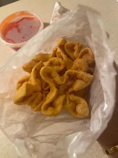 6. Crab Meat Rangoon (10)(蟹肉芝士云吞)
