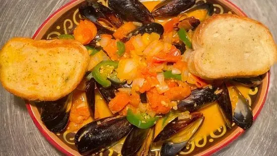 Mejillones a la Mexicana / Mexican Style Mussels